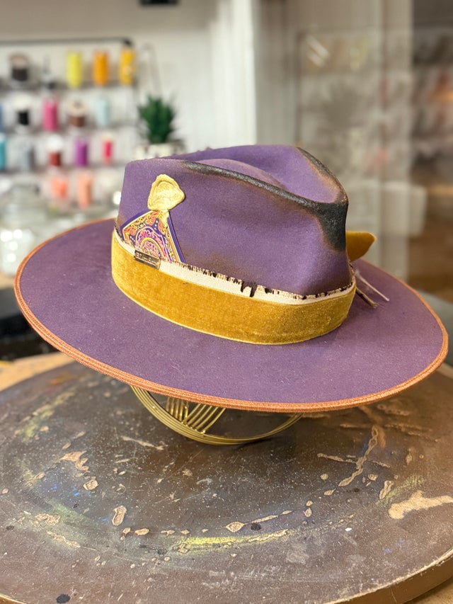 Handmade/Custom Fedora display picture 1